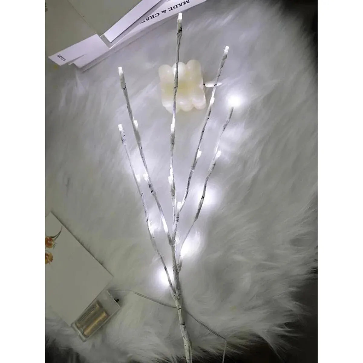 1 PC White Birch Branch Lights Battery Operated 20 LED Fairy Lights Willow Branches for Home Bedroom Inside Outdoor Decoration